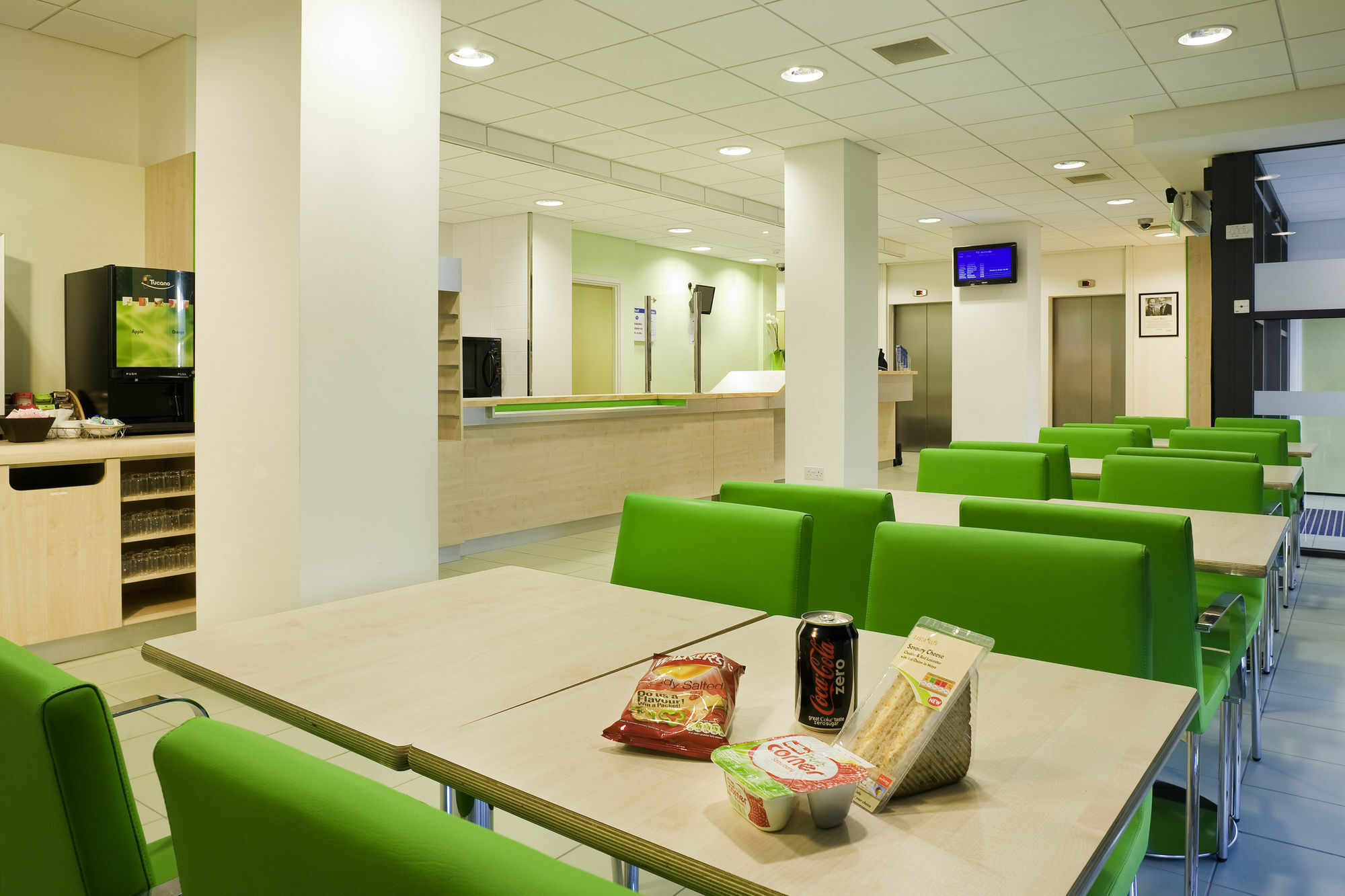 Ibis Budget Birmingham Airport Terminal Building - Nec Bickenhill Buitenkant foto