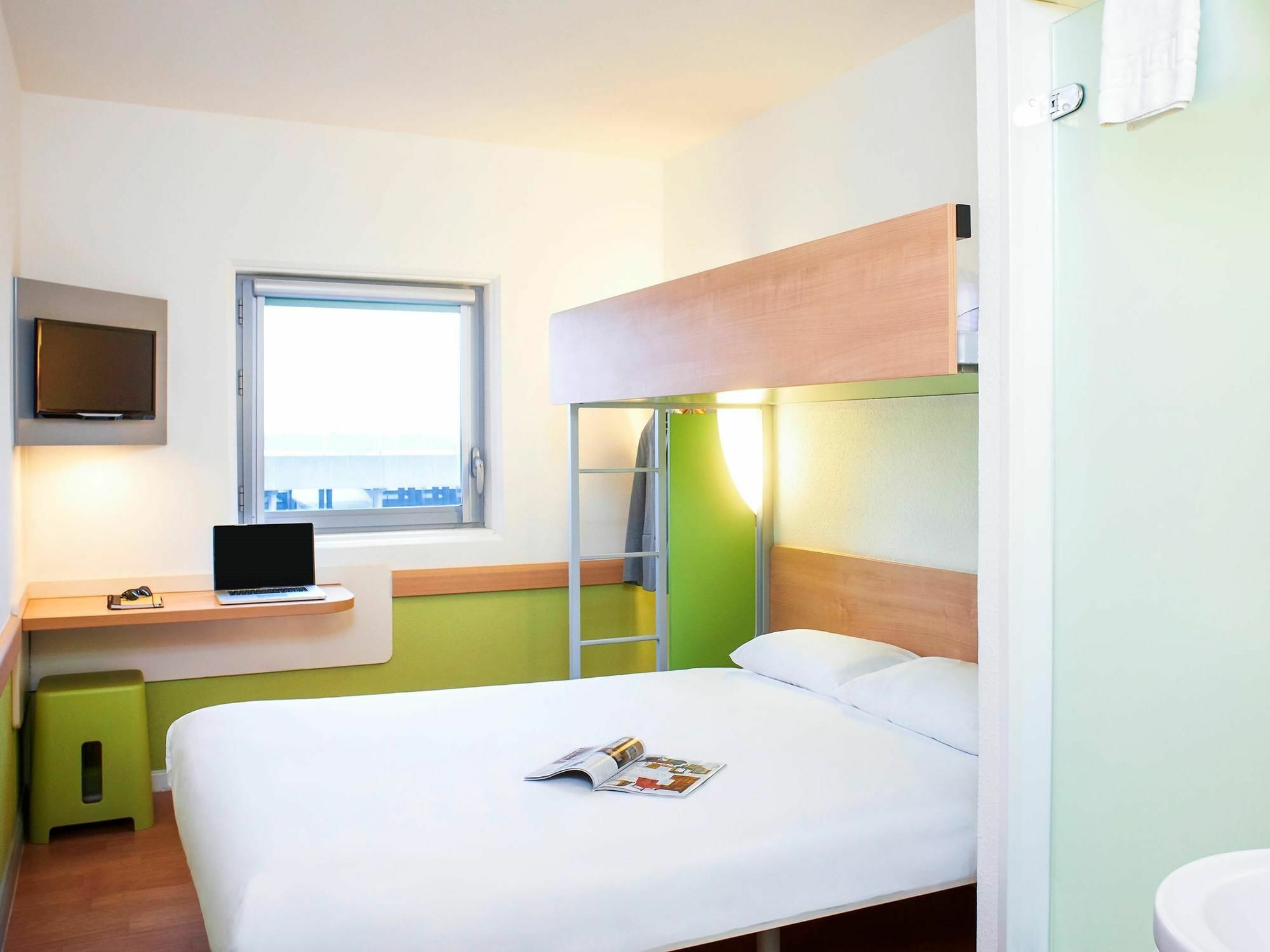 Ibis Budget Birmingham Airport Terminal Building - Nec Bickenhill Buitenkant foto