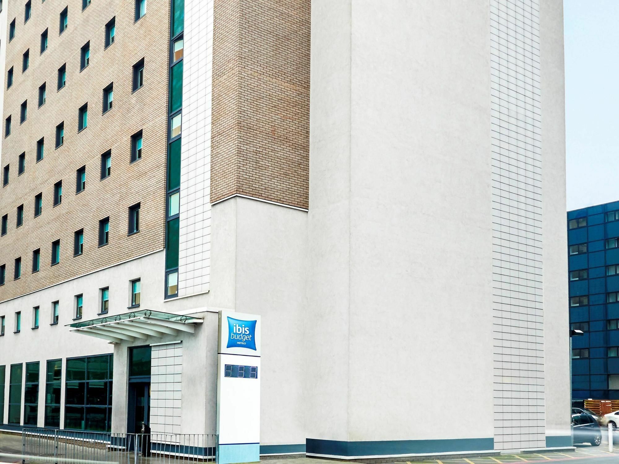 Ibis Budget Birmingham Airport Terminal Building - Nec Bickenhill Buitenkant foto